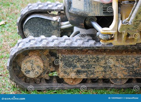 spring mud on excavators tracks